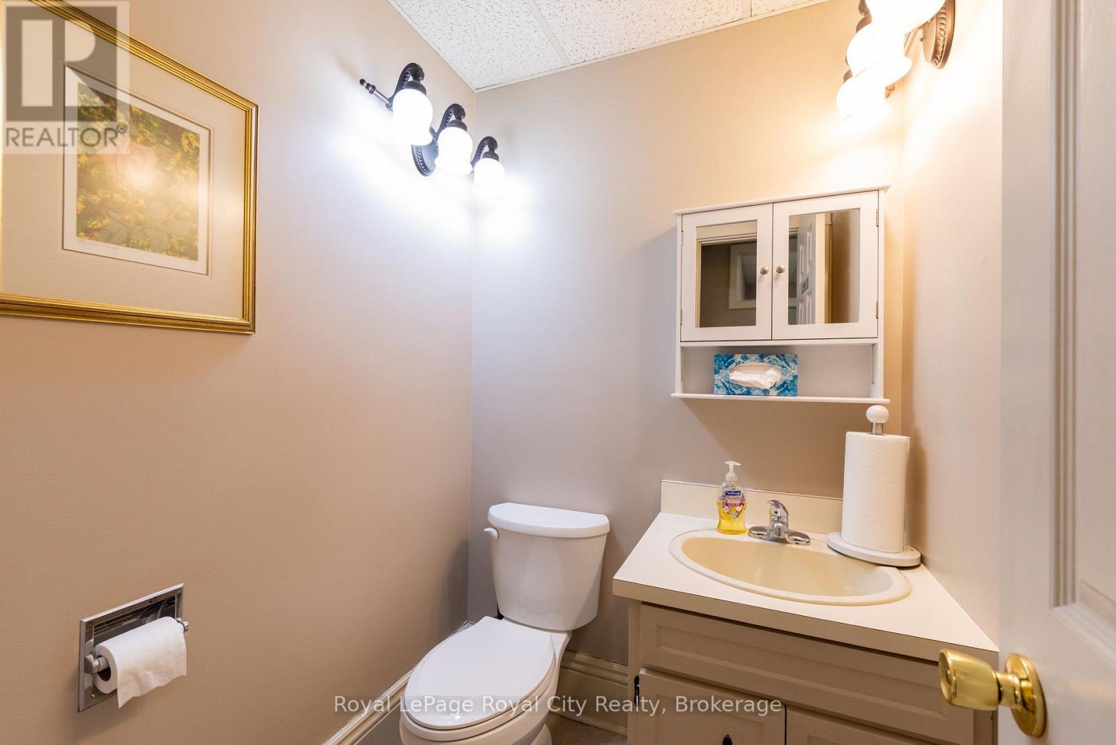 457 Woolwich Street, Guelph, Ontario  N1H 3X6 - Photo 15 - X12131016