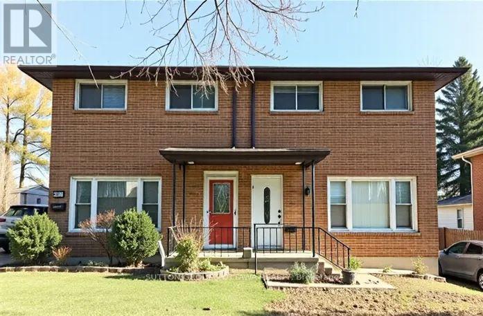 231 Perth Street, Brockville, Ontario  K6V 5E7 - Photo 1 - X12130903