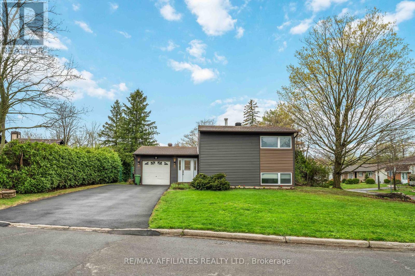 Property at 2 TEAKWOOD COURT image 2