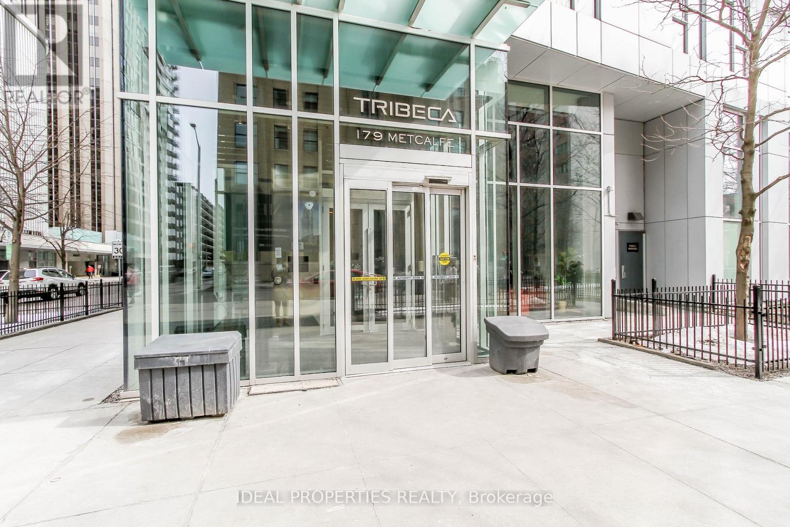 2507 - 179 Metcalfe Street, Ottawa, Ontario  K2P 1P7 - Photo 2 - X12130967