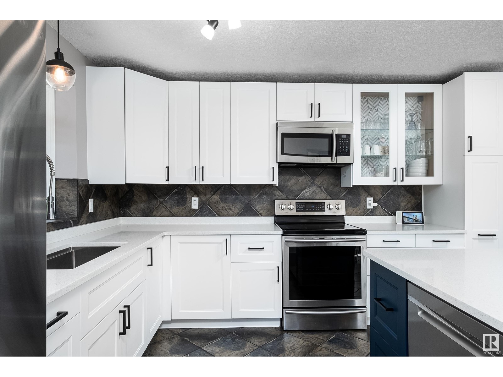 36 Greenbriar Cr, Sherwood Park, Alberta  T8H 1H7 - Photo 15 - E4434924
