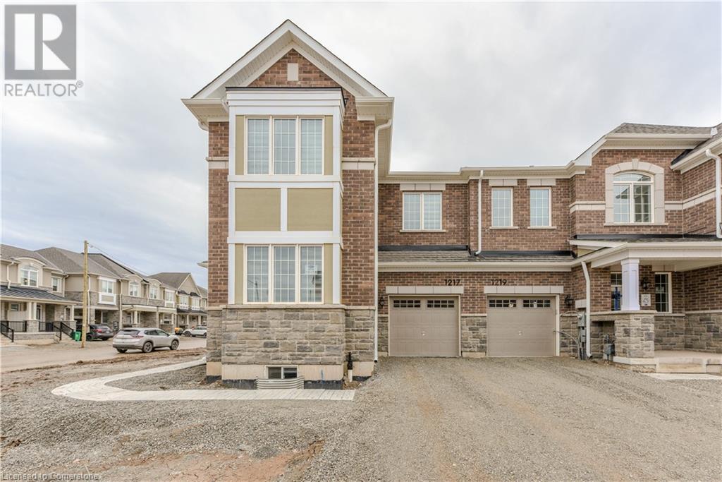 1217 Ferguson Drive, Halton, Ontario  L9T 7V8 - Photo 4 - 40725953