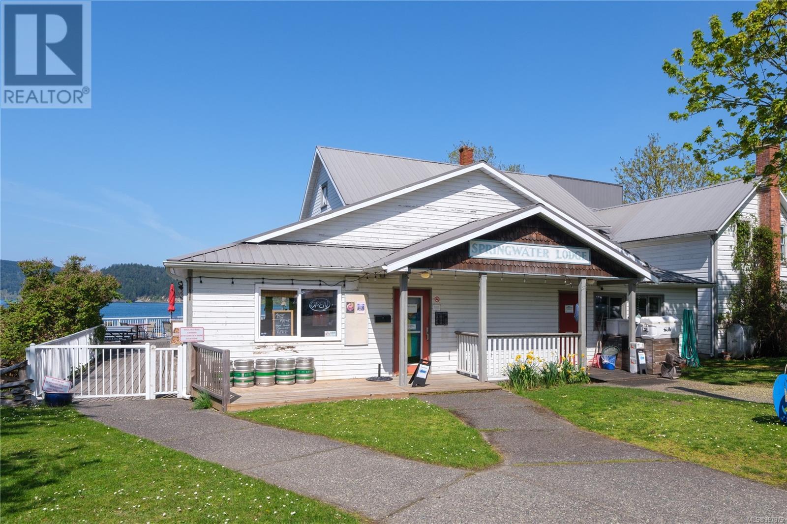 Property at 400 Fernhill Rd image 1
