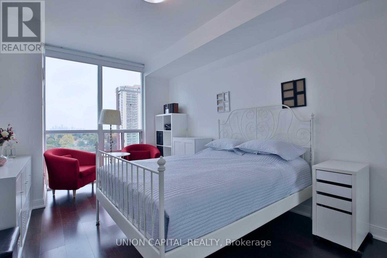1208 - 88 Broadway Avenue, Toronto, Ontario  M4P 0A5 - Photo 15 - C12130714
