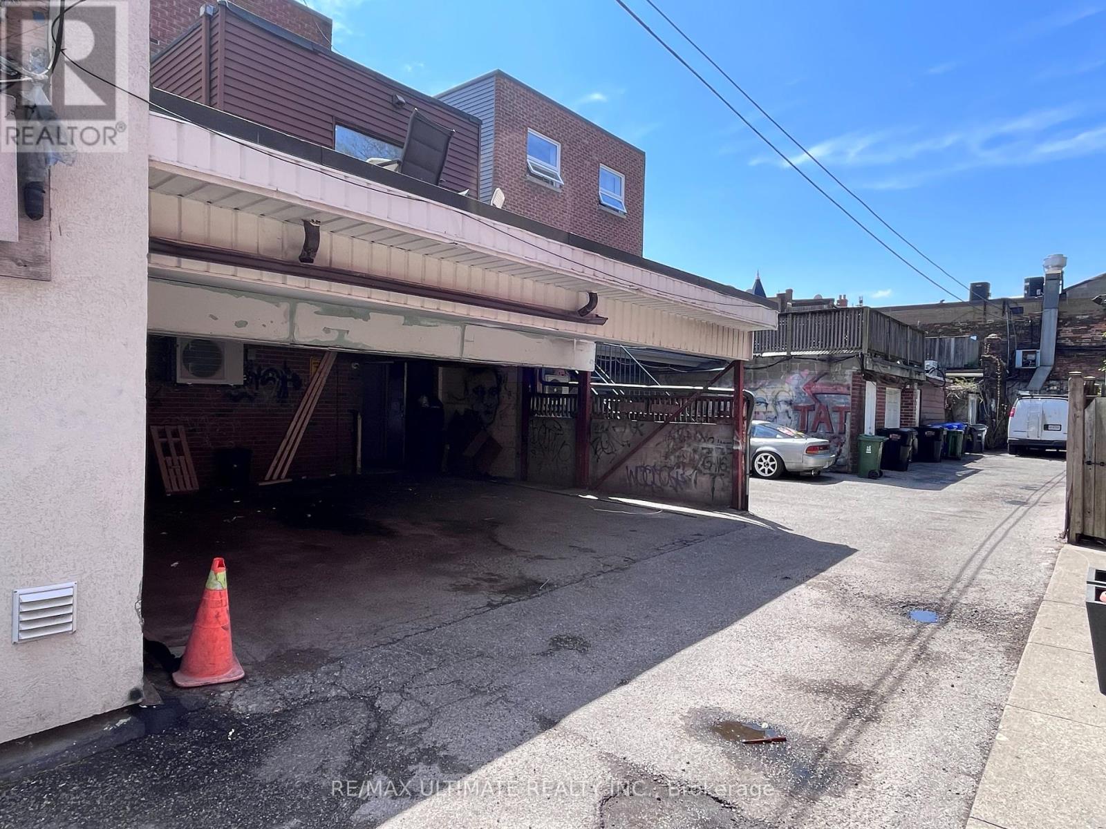 Main - 894 College Street, Toronto (Palmerston-Little Italy), Ontario  M6H 1A4 - Photo 12 - C12130716