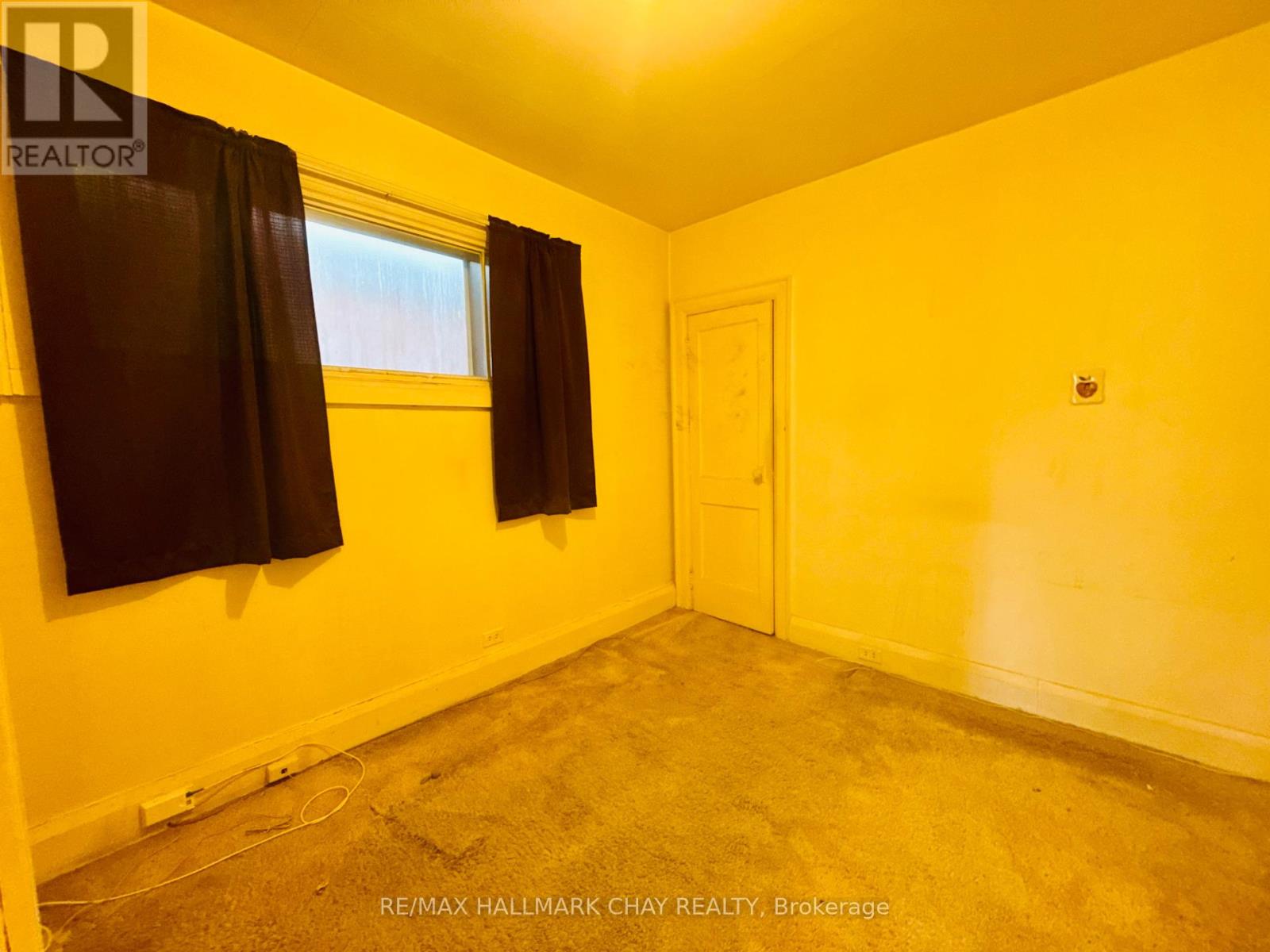 310 St Germain Avenue, Toronto, Ontario  M5M 1W3 - Photo 22 - C12130797