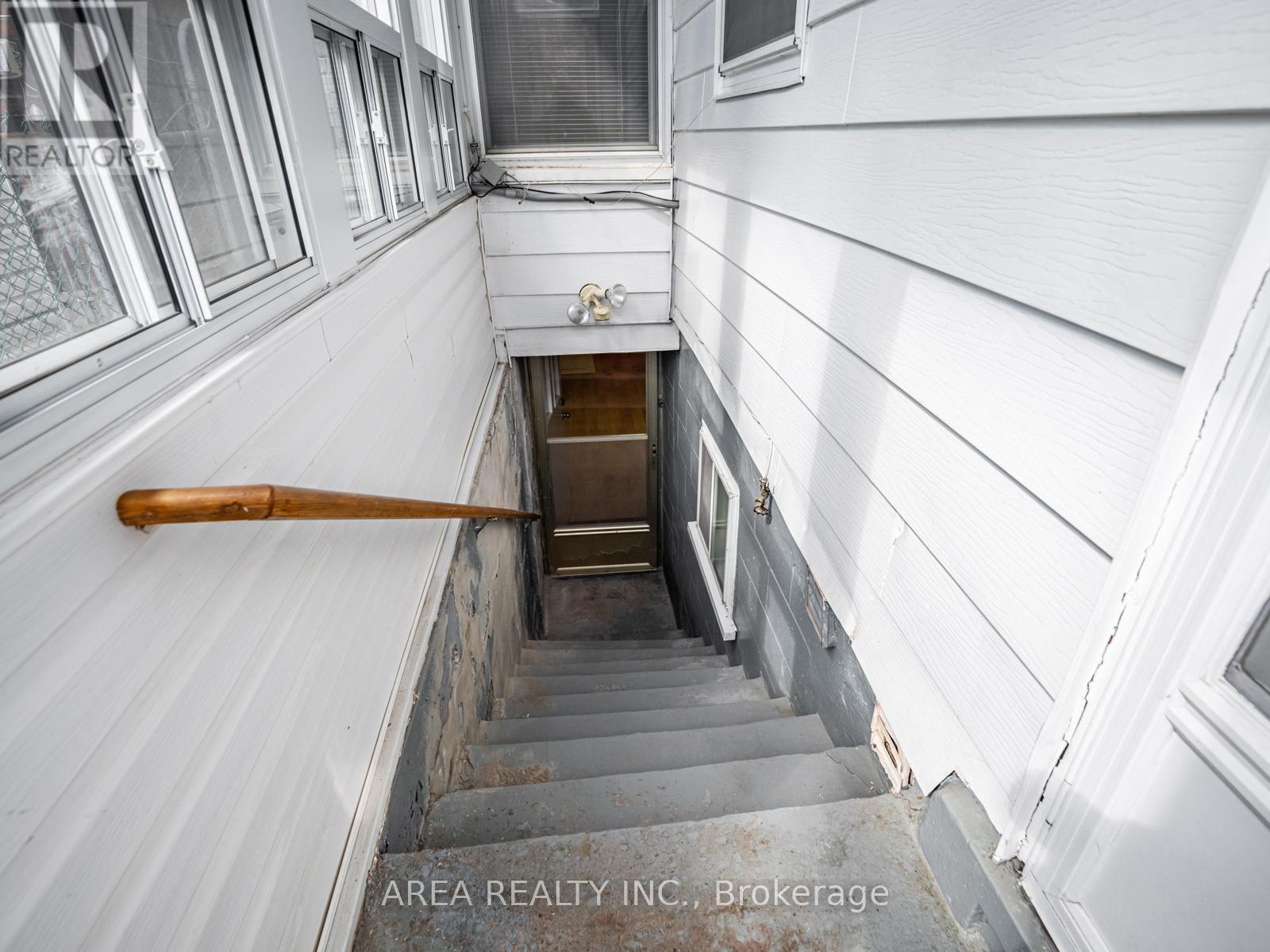 135 Bellwoods Avenue, Toronto, Ontario  M6J 2P6 - Photo 29 - C12130812