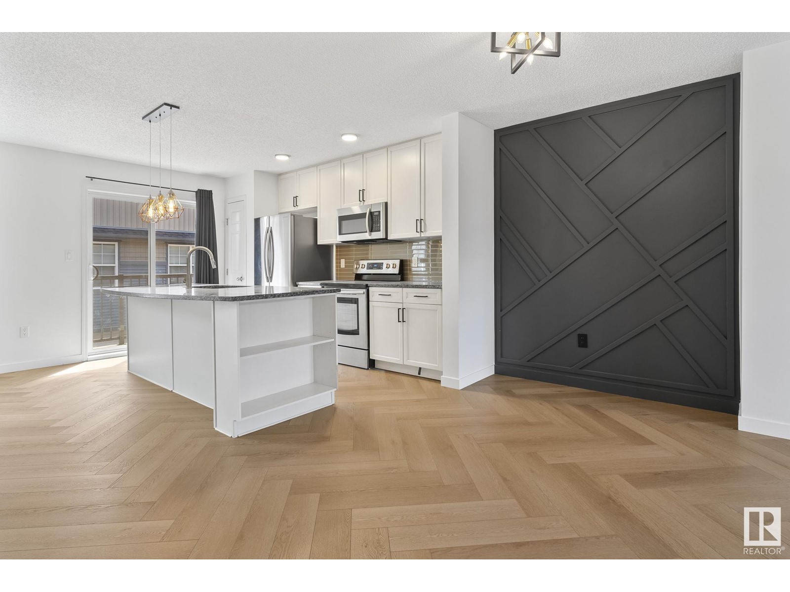 Property at #2 4029 ORCHARDS DR SW SW image 2