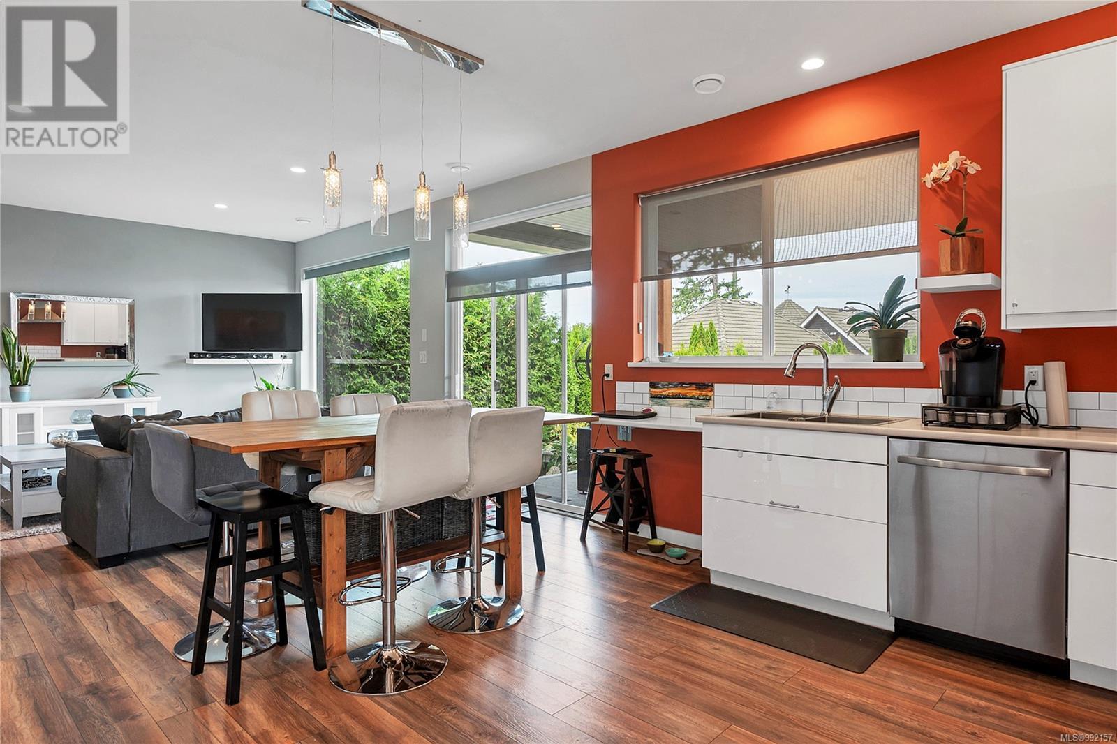 3885 Discovery Dr, Campbell River, British Columbia  V9W 4X5 - Photo 45 - 992157