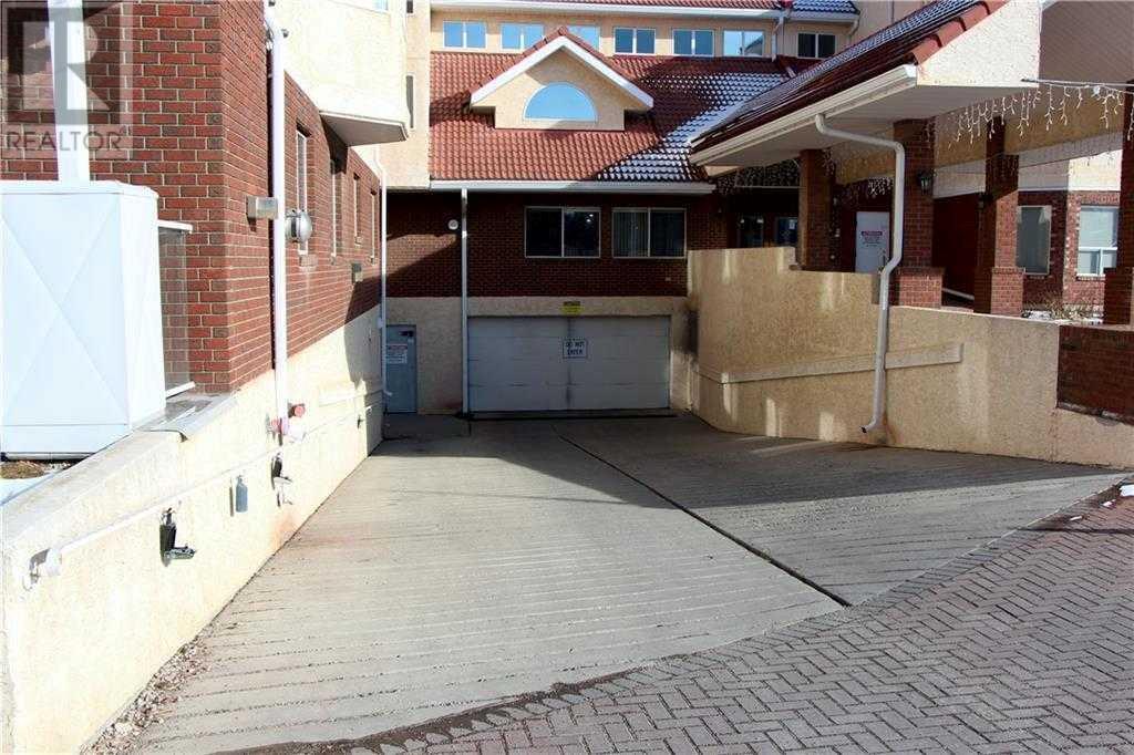 Property at 2126, 1818 Simcoe Boulevard SW image 3