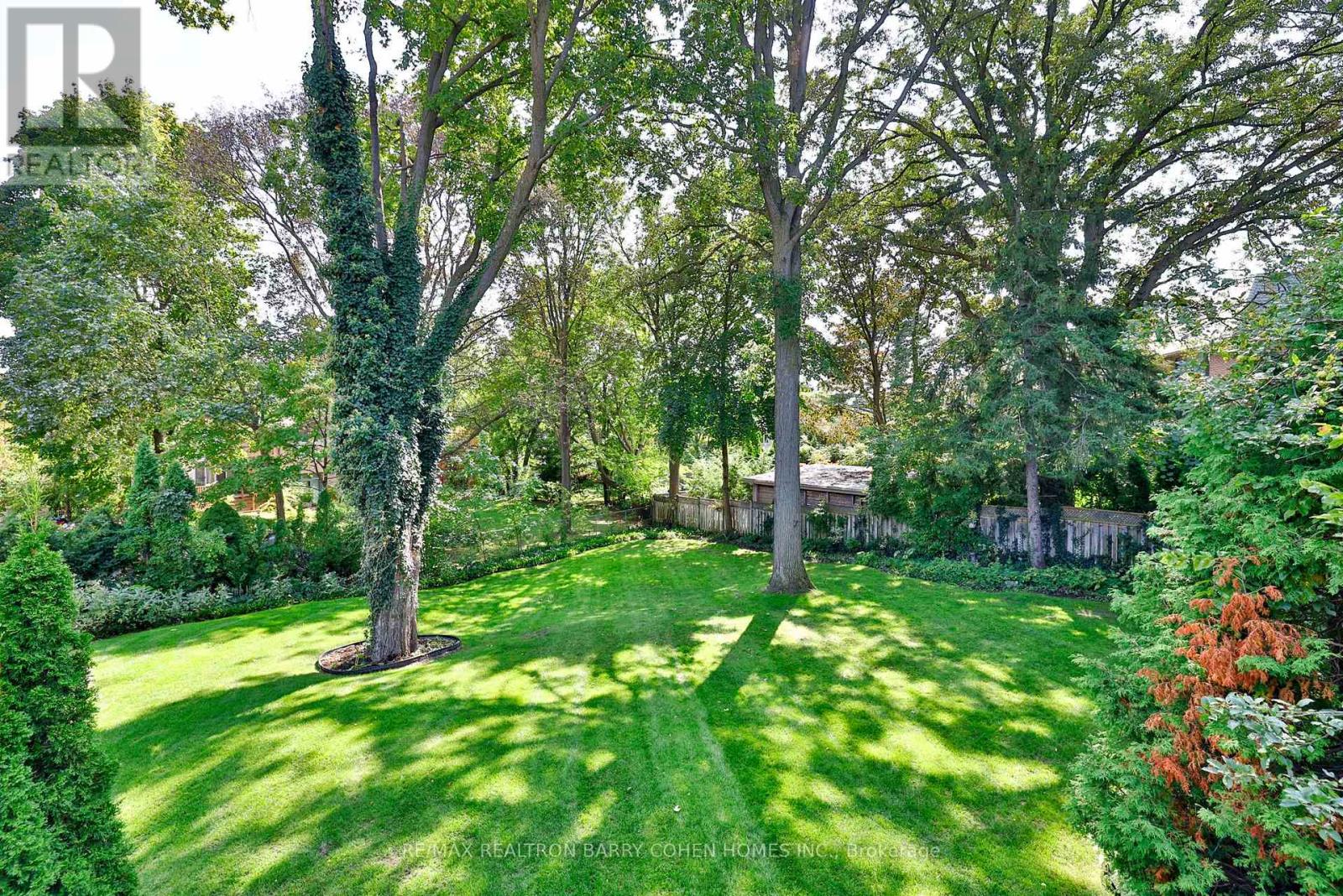 17 Paddock Court, Toronto, Ontario  M2L 2A7 - Photo 33 - C12130880