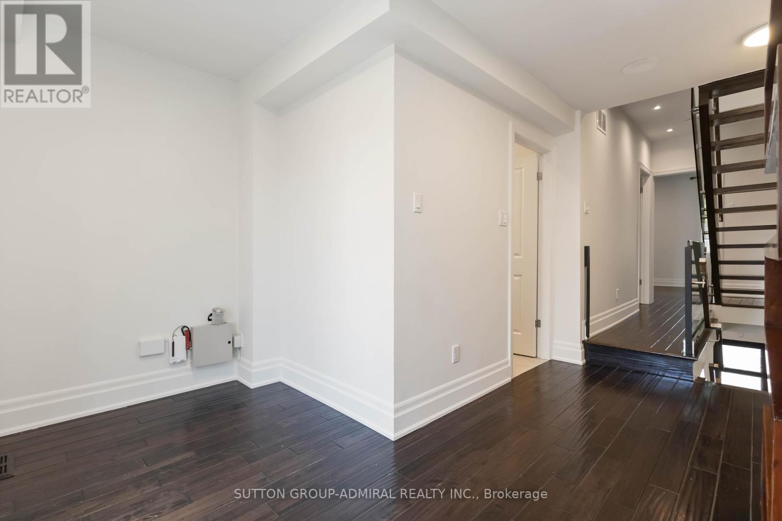 235 Bain Avenue, Toronto, Ontario  M4K 1G2 - Photo 20 - E12130831