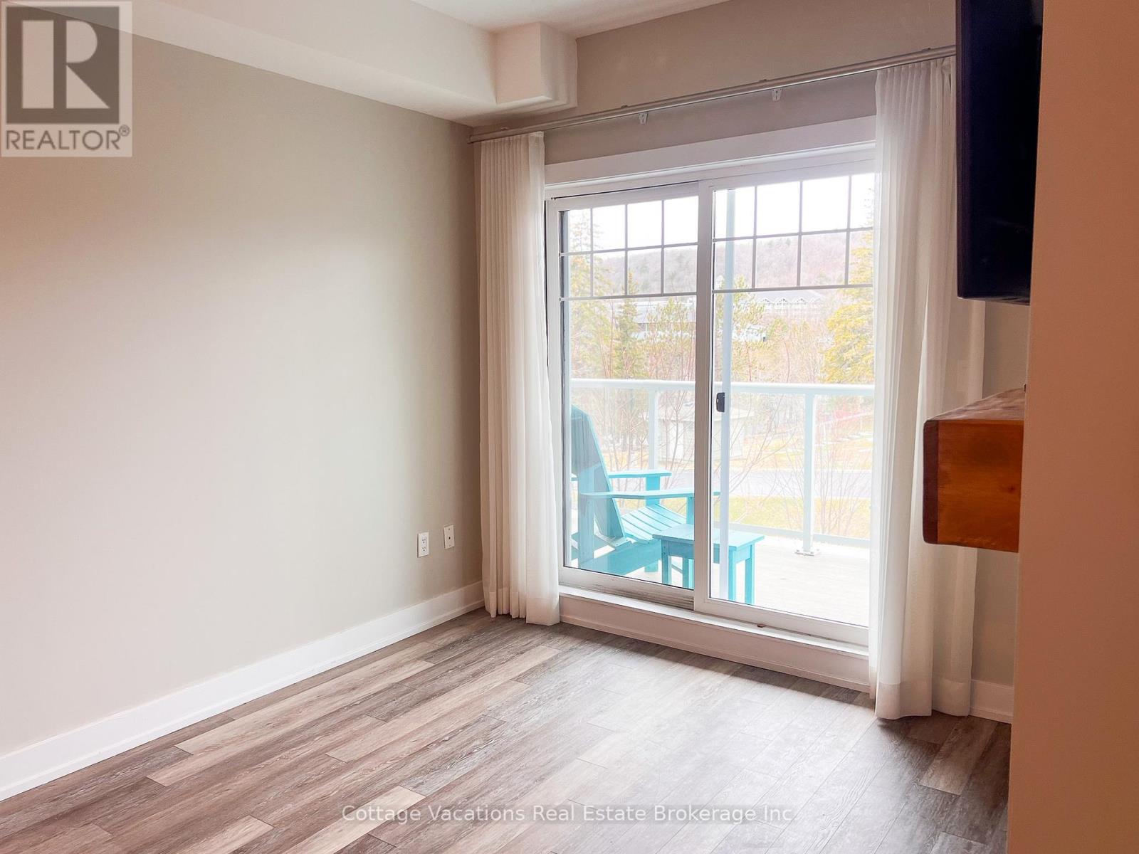 314 - 25 Pen Lake Point Road, Huntsville, Ontario  P1H 1A9 - Photo 8 - X12114585
