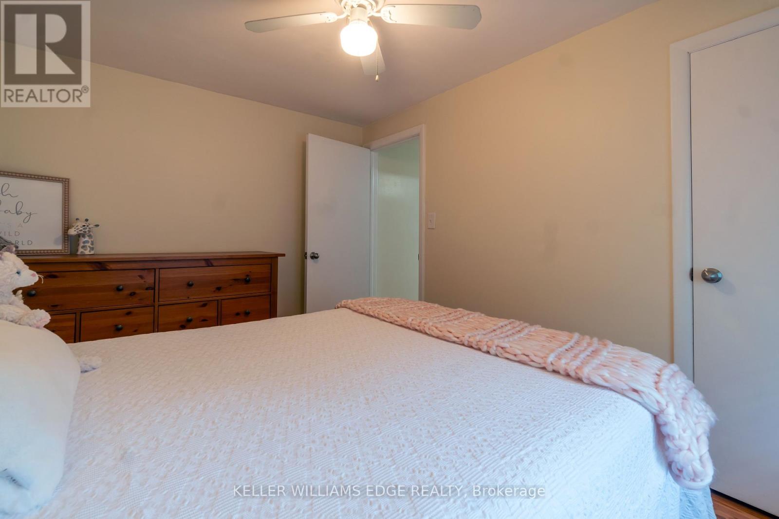 955 Cloverleaf Drive, Burlington, Ontario  L7T 3Y8 - Photo 18 - W12130816