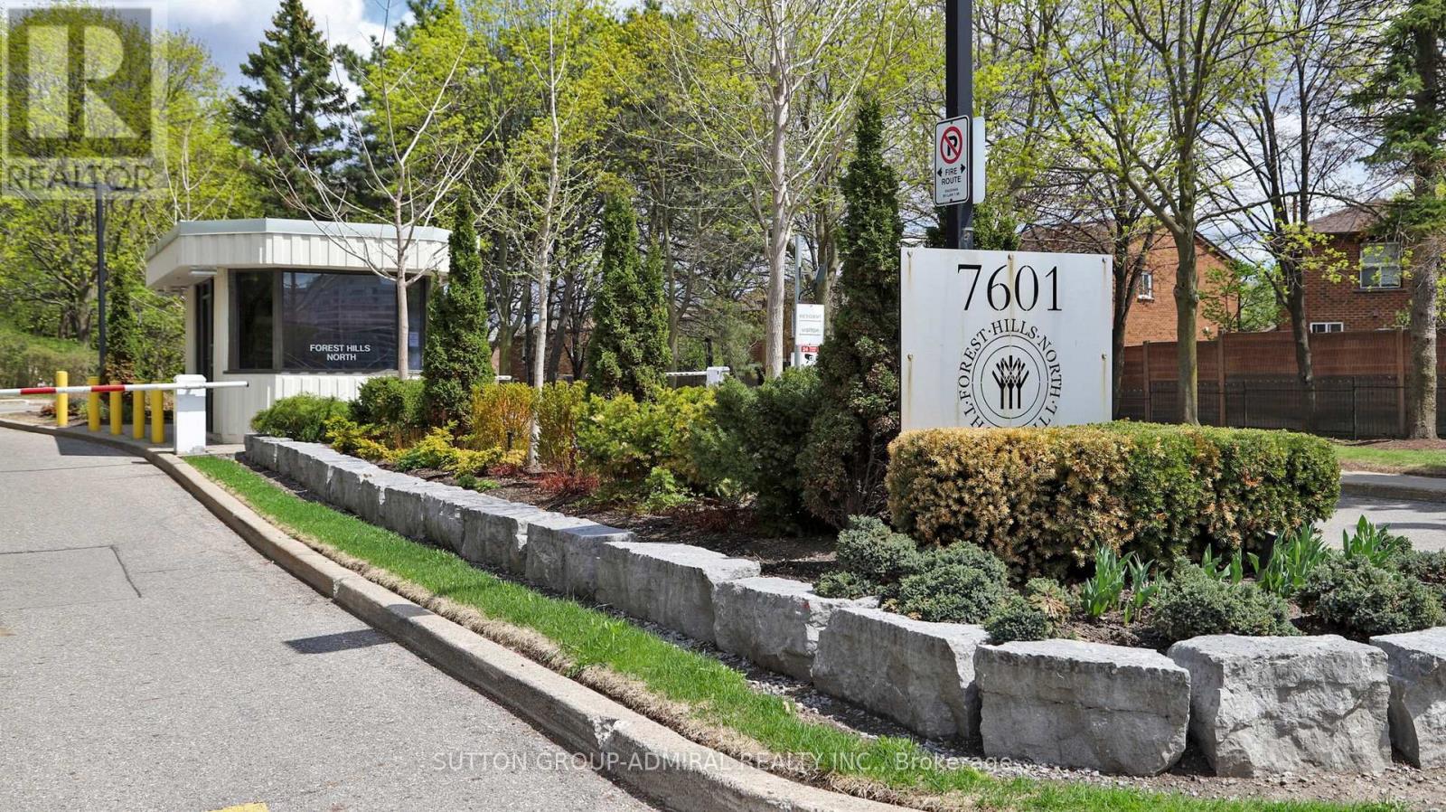 201 - 7601 Bathurst Street, Vaughan, Ontario  L4J 4H5 - Photo 2 - N12130872