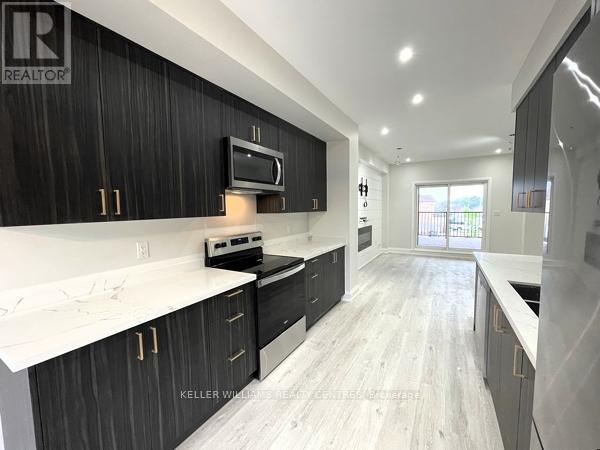 442 Veterans Drive, Barrie, Ontario  L4N 6A6 - Photo 10 - S12130907