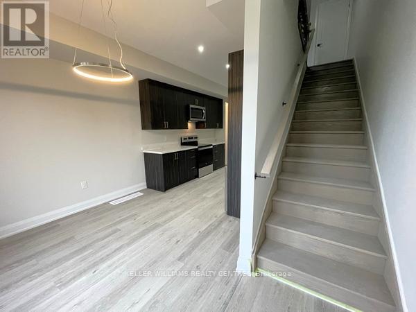 442 Veterans Drive, Barrie, Ontario  L4N 6A6 - Photo 11 - S12130907