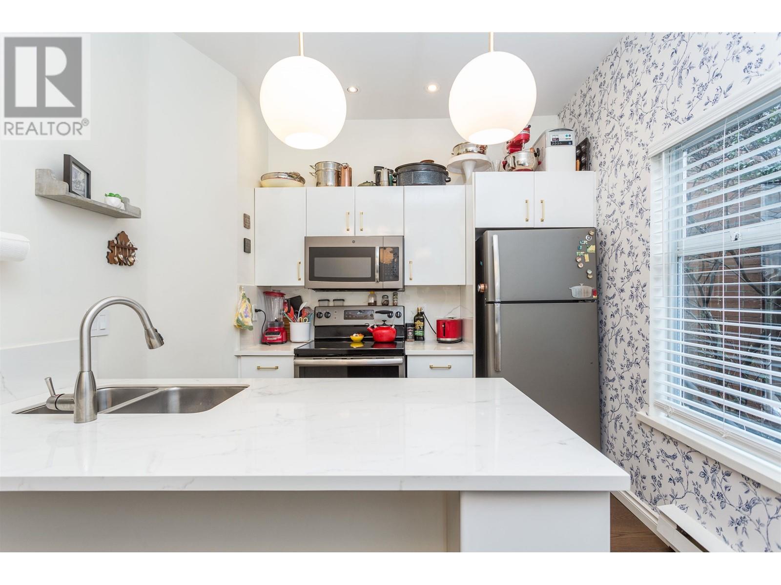 819 W 7th Avenue, Vancouver, British Columbia  V5Z 1C2 - Photo 5 - R2999638