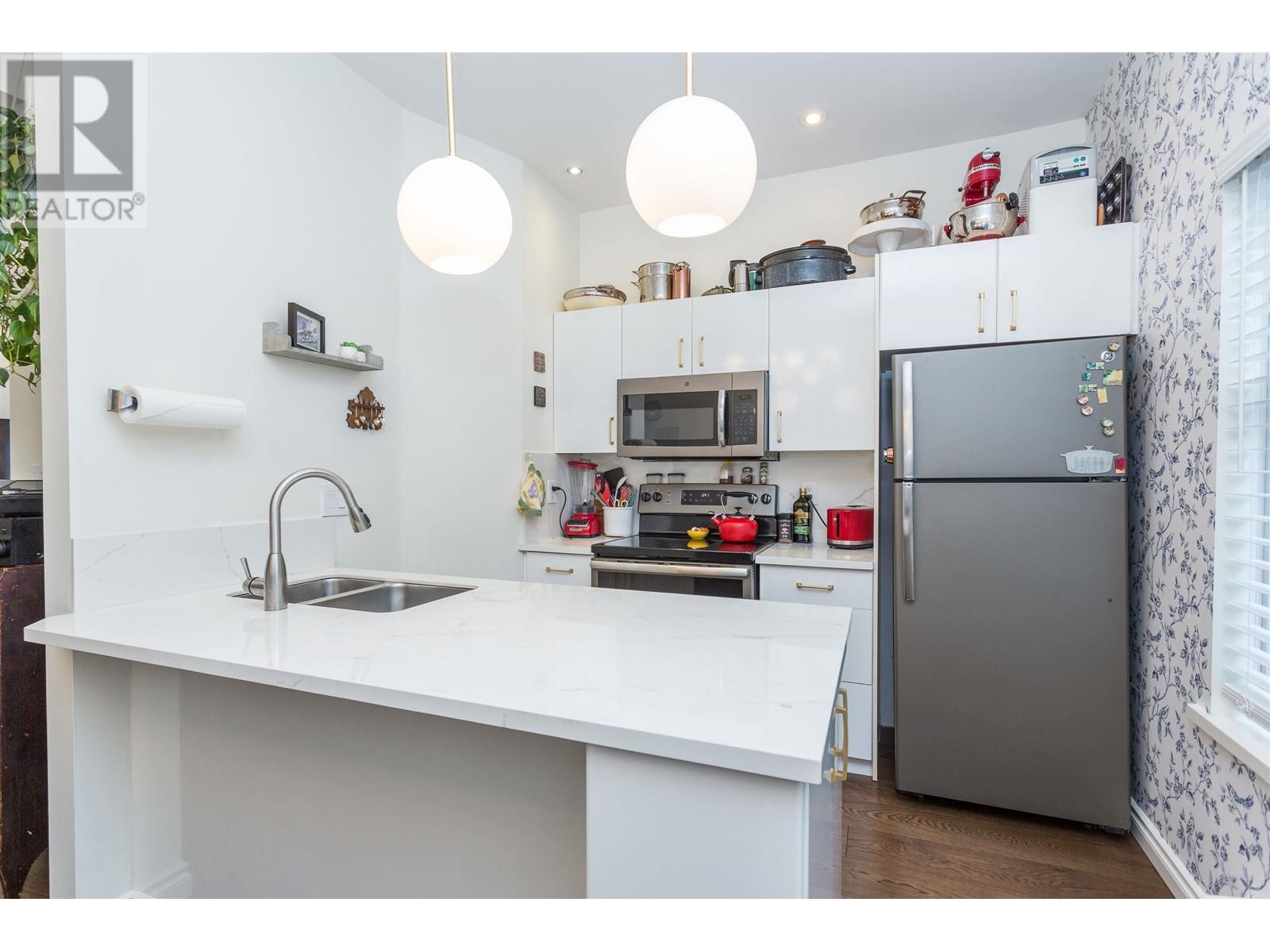 819 W 7th Avenue, Vancouver, British Columbia  V5Z 1C2 - Photo 6 - R2999638