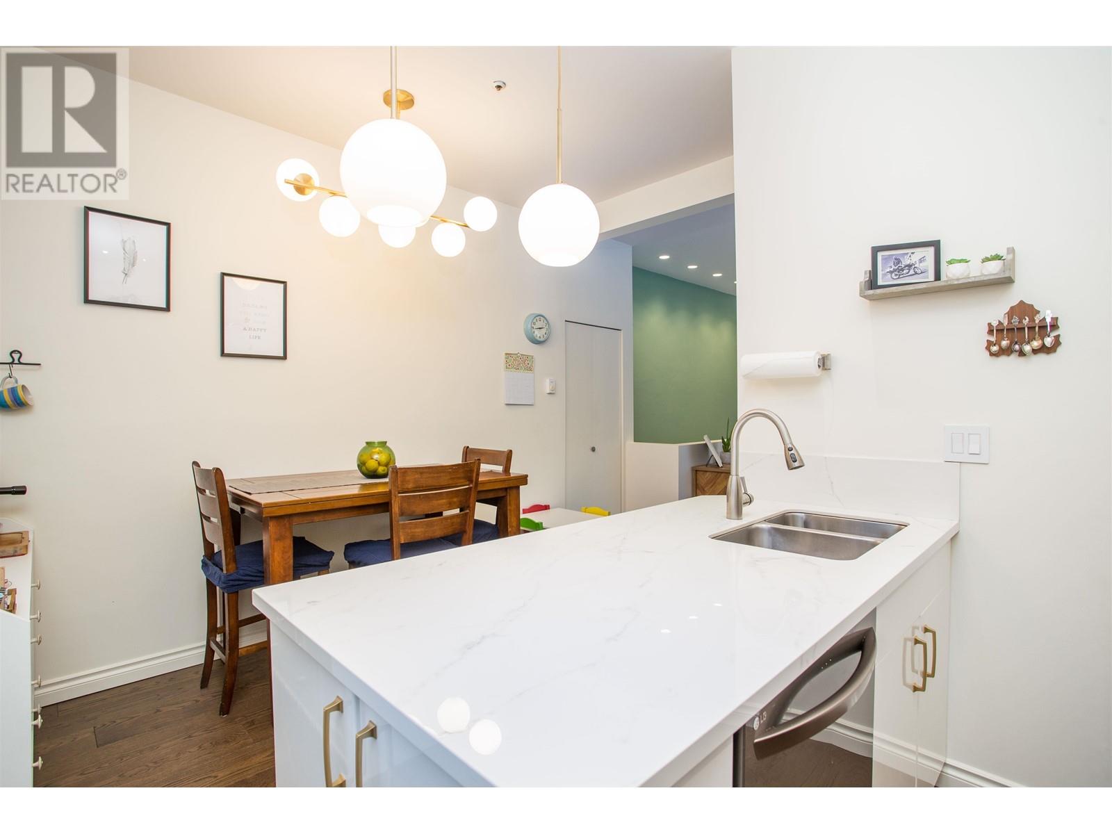 819 W 7th Avenue, Vancouver, British Columbia  V5Z 1C2 - Photo 8 - R2999638
