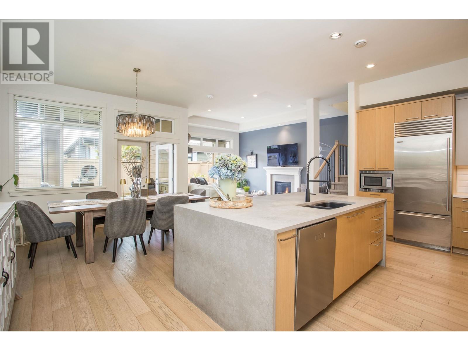 5009 Cedar Springs Drive, Tsawwassen, British Columbia  V4M 0A7 - Photo 3 - R2981203