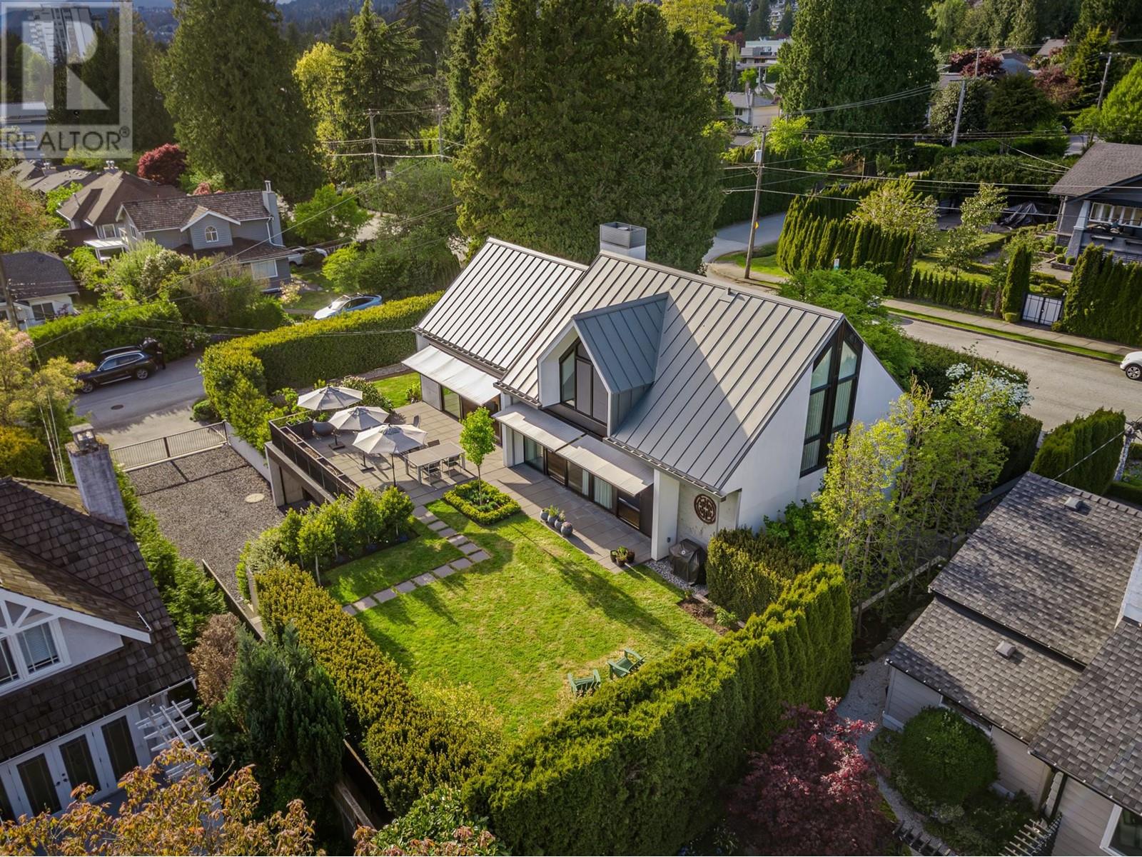1990 Fulton Avenue, West Vancouver, British Columbia  V7V 1S9 - Photo 6 - R2999659