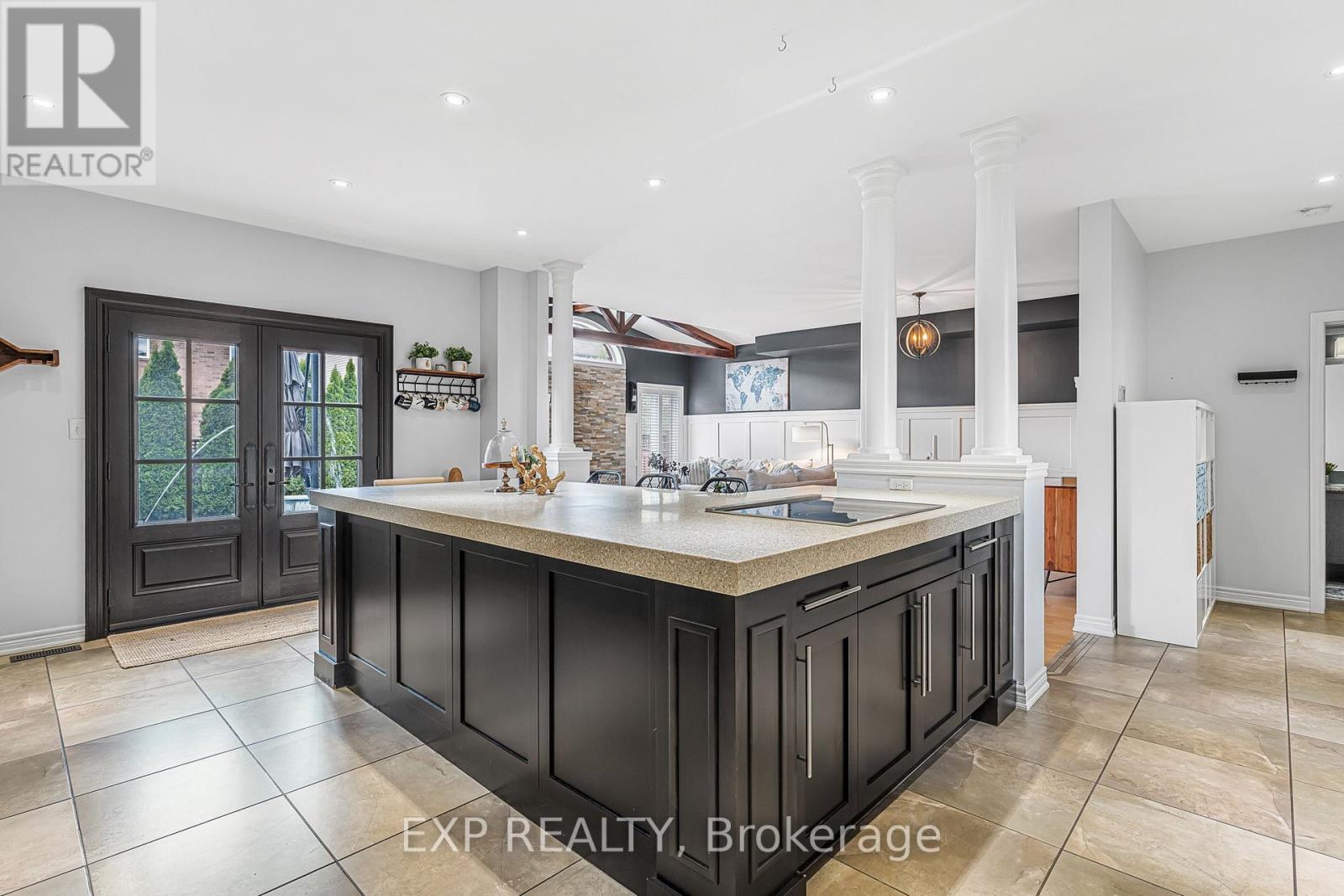 92 Oleary Drive, Hamilton, Ontario  L9K 0B5 - Photo 13 - X12130726