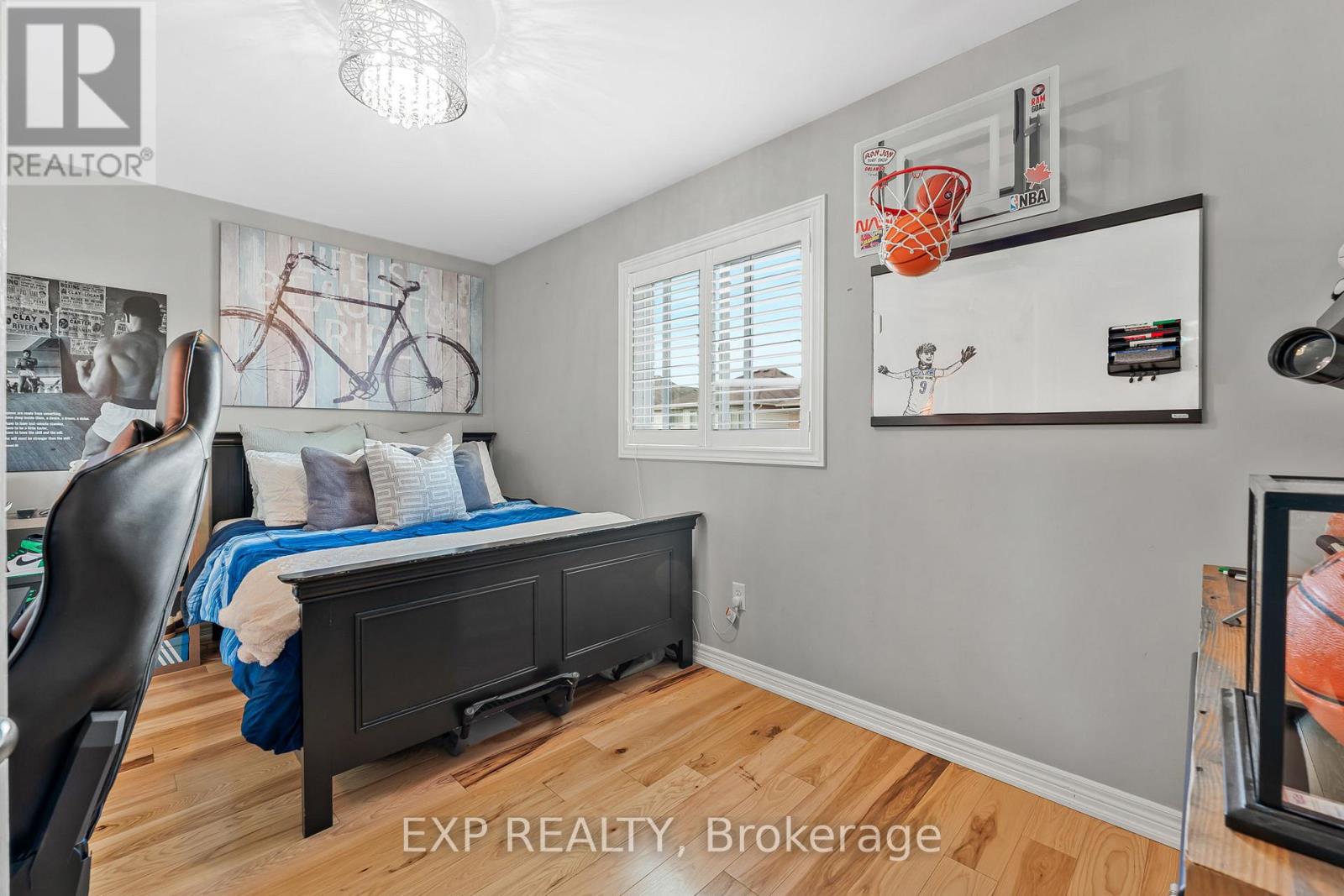 92 Oleary Drive, Hamilton, Ontario  L9K 0B5 - Photo 36 - X12130726