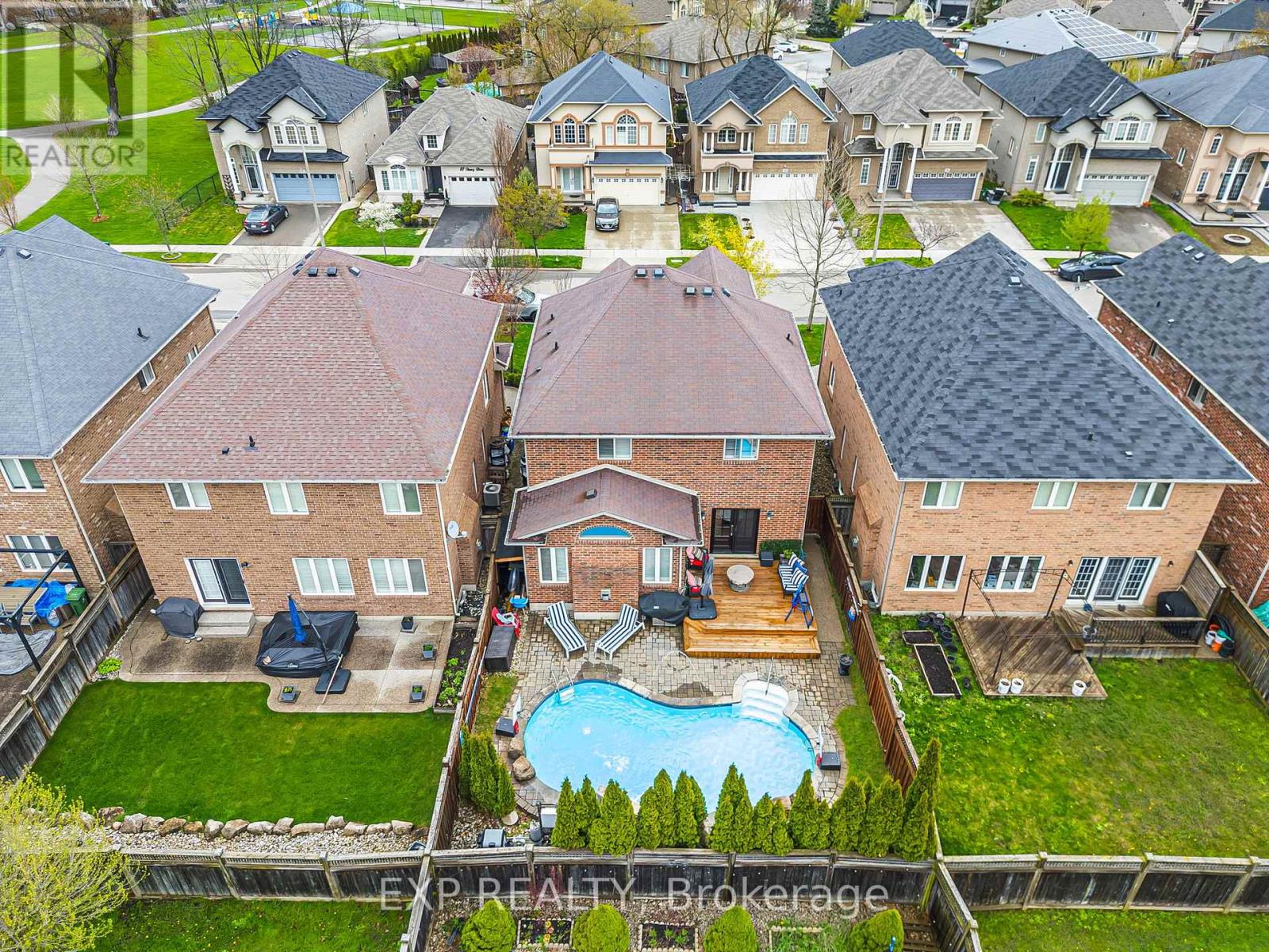 92 Oleary Drive, Hamilton, Ontario  L9K 0B5 - Photo 47 - X12130726
