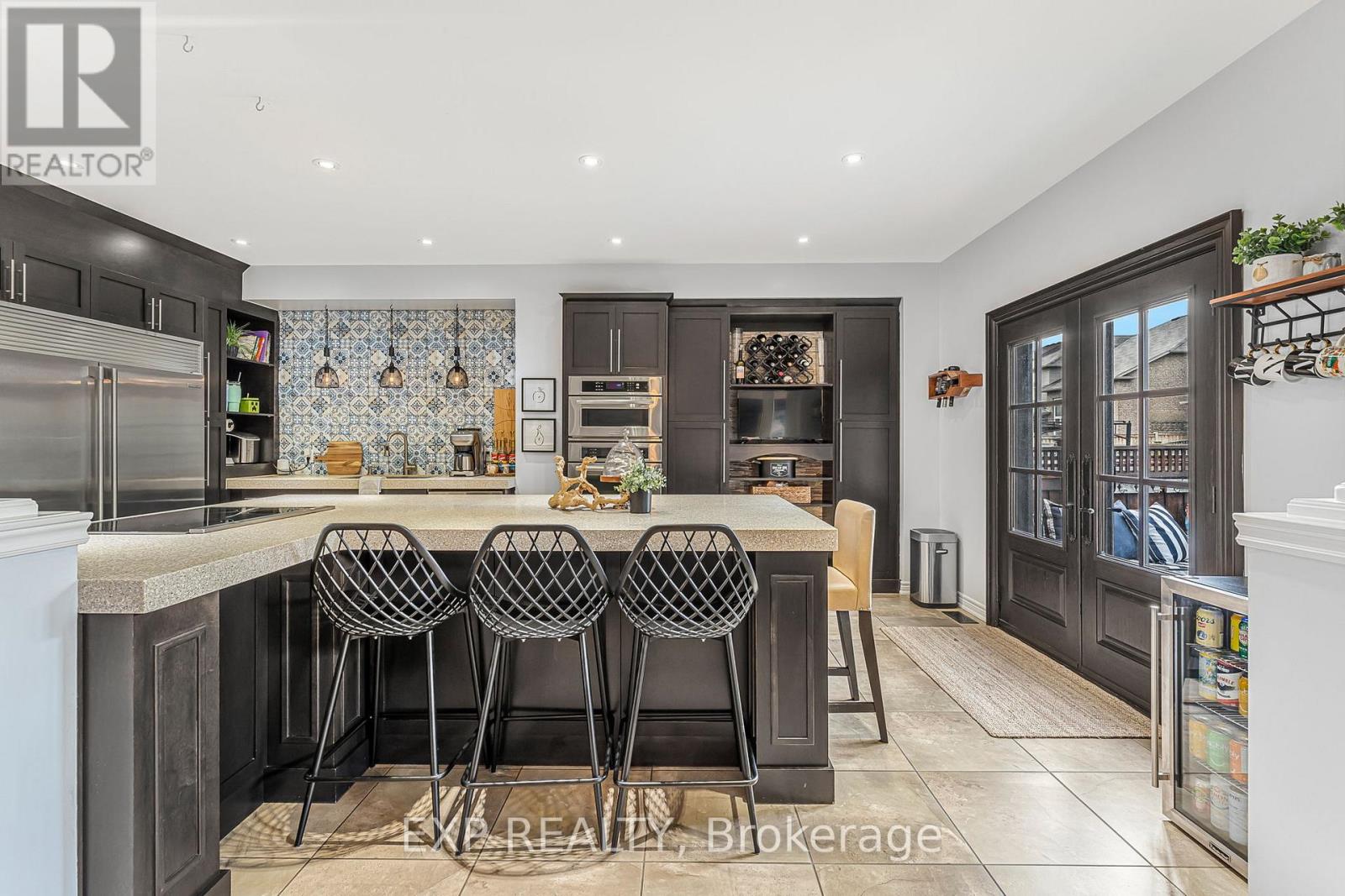 92 Oleary Drive, Hamilton, Ontario  L9K 0B5 - Photo 7 - X12130726