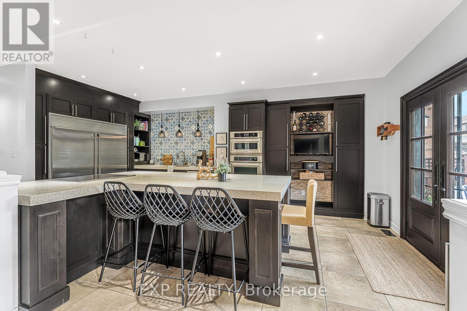 92 Oleary Drive, Hamilton, Ontario  L9K 0B5 - Photo 8 - X12130726