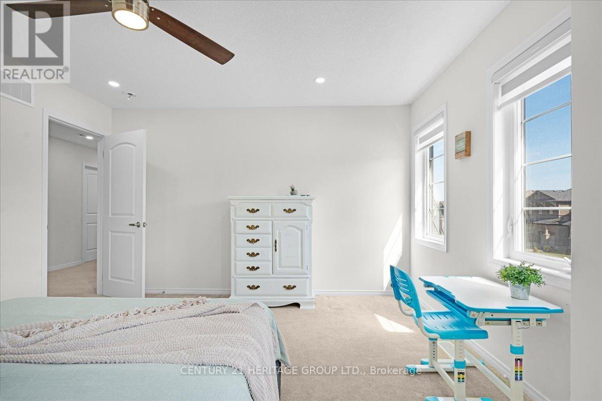 157 Cactus Crescent, Hamilton, Ontario  L8J 0M3 - Photo 33 - X12130771