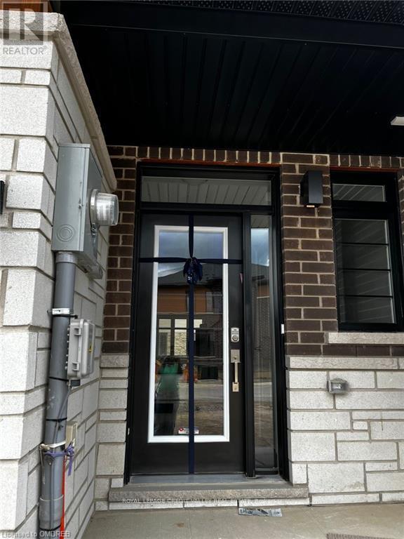 19 - 448 Blackburn Drive E, Brantford, Ontario  N3T 0X2 - Photo 2 - X12130774