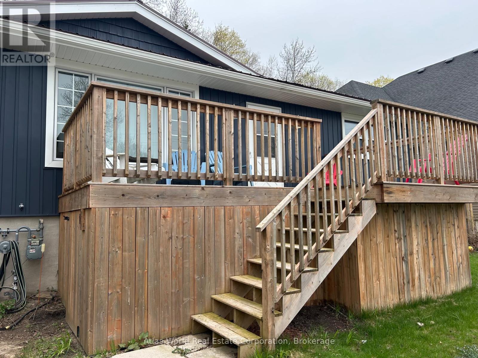 35 Pottawatomie Drive, Saugeen Shores, Ontario  N0H 2L0 - Photo 4 - X12131039