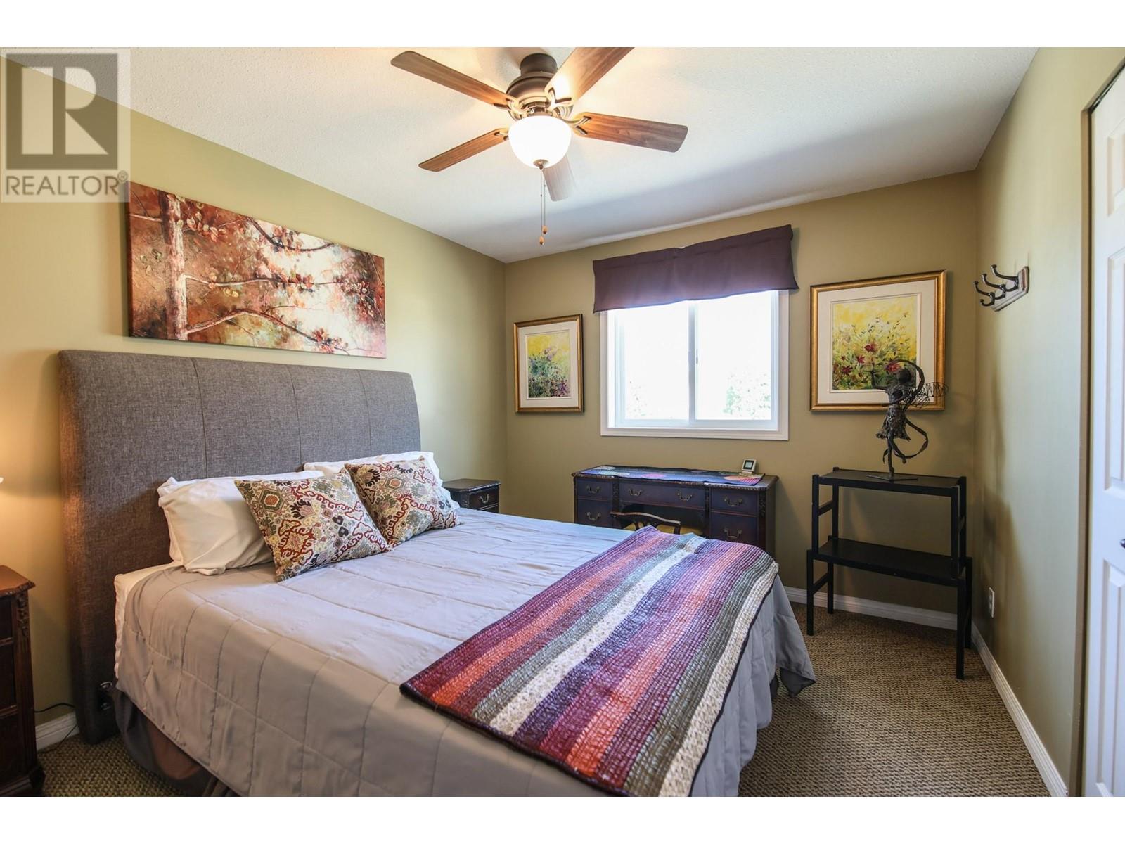 32 BAYVIEW Crescent, Osoyoos, BC V0H1V6