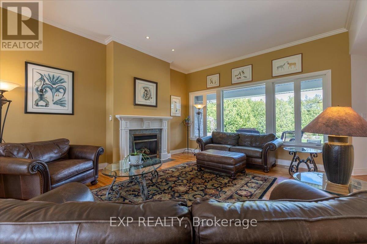 1377 Lords Manor Lane, Ottawa, Ontario  K4M 1K3 - Photo 3 - X12131033