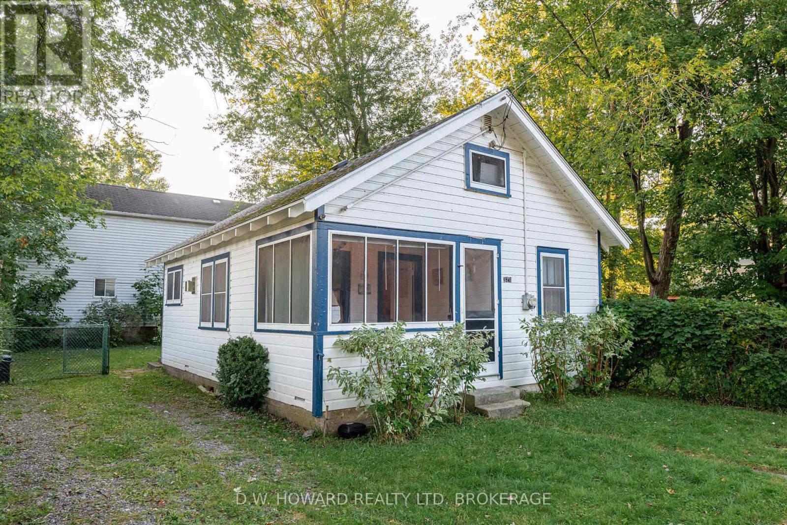 321 MAPLEWOOD AVENUE, Fort Erie, Ontario