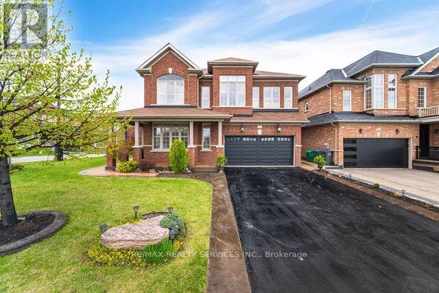 17 Platform Crescent, Brampton, Ontario  L7A 0W5 - Photo 1 - W12130894