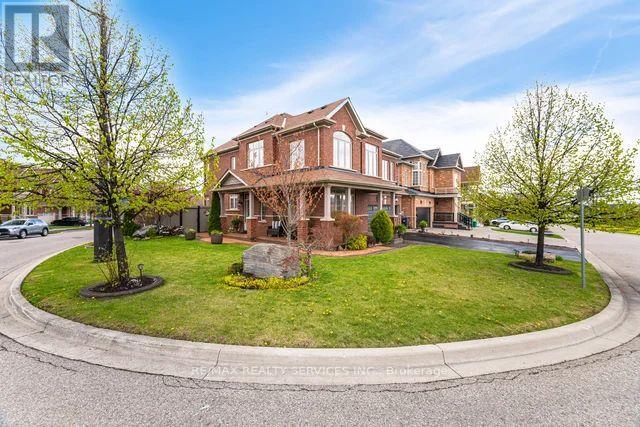 17 Platform Crescent, Brampton, Ontario  L7A 0W5 - Photo 2 - W12130894