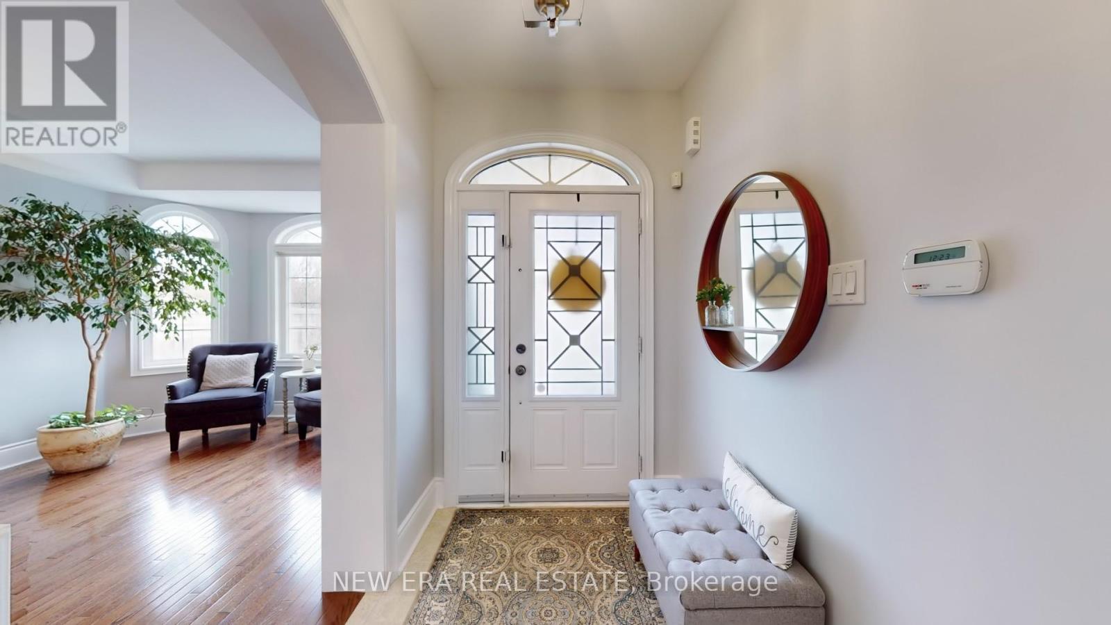 59 Hawkridge Trail, Brampton (Bram East), Ontario  L6P 2T6 - Photo 4 - W12130900