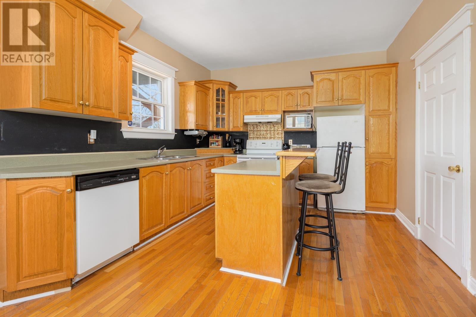 71 Pennywell Road, St. John's, Newfoundland & Labrador  A1C 2L2 - Photo 3 - 1284714