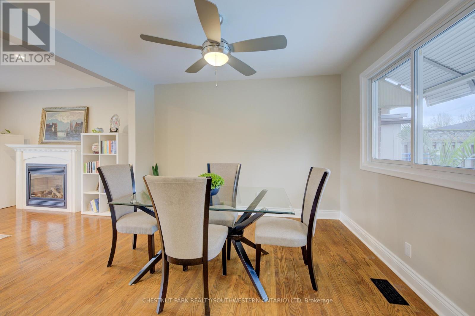 103 Montcalm Drive, Kitchener, Ontario  N2B 2R4 - Photo 11 - X12130843