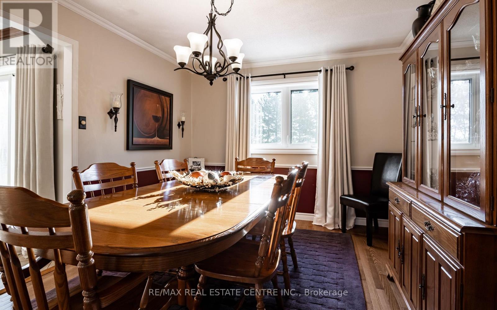 37 Riverside Drive, Mono, Ontario  L9W 6L5 - Photo 13 - X12130879