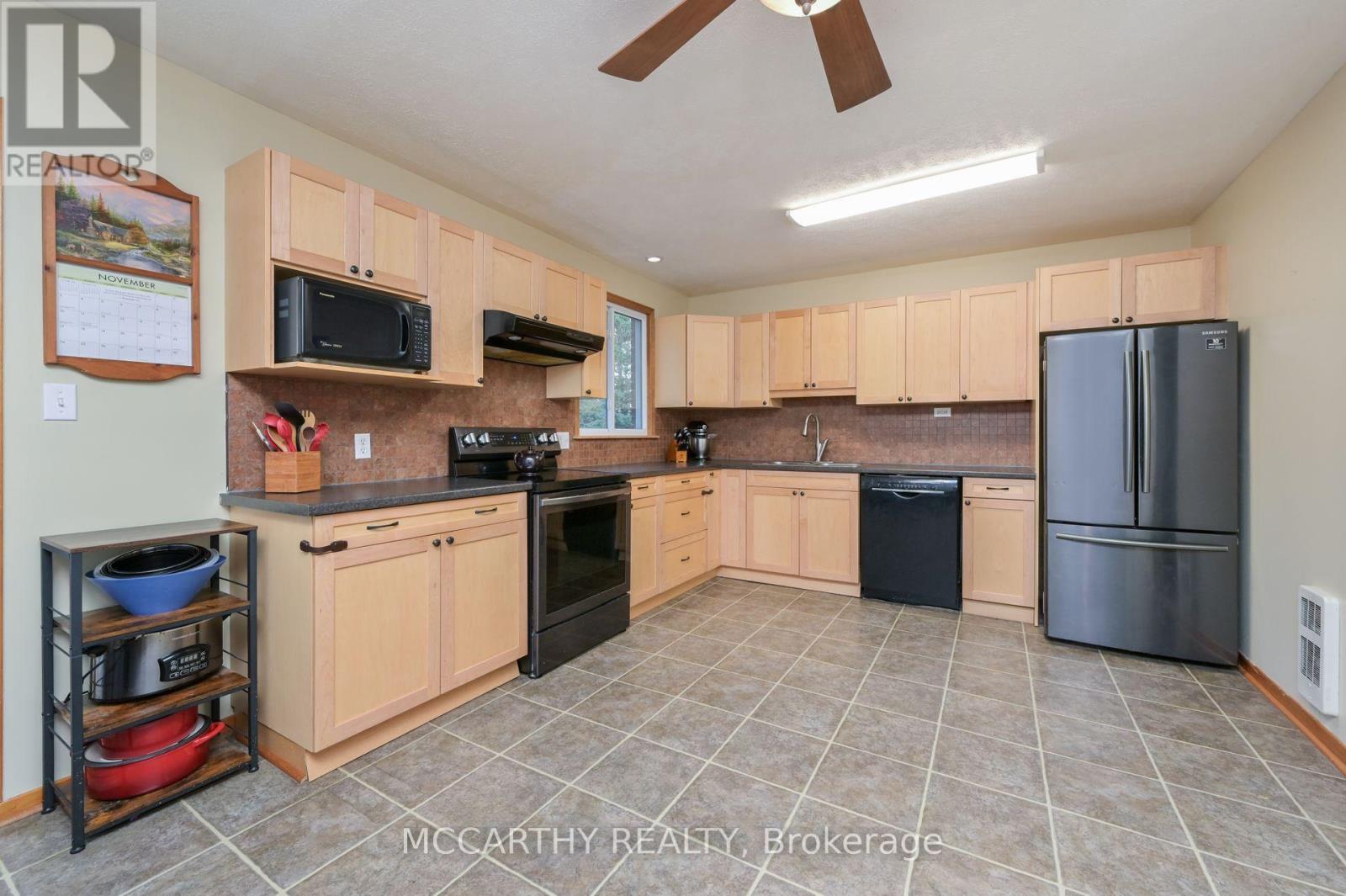 Property at 130 FRANKLYN STREET image 5