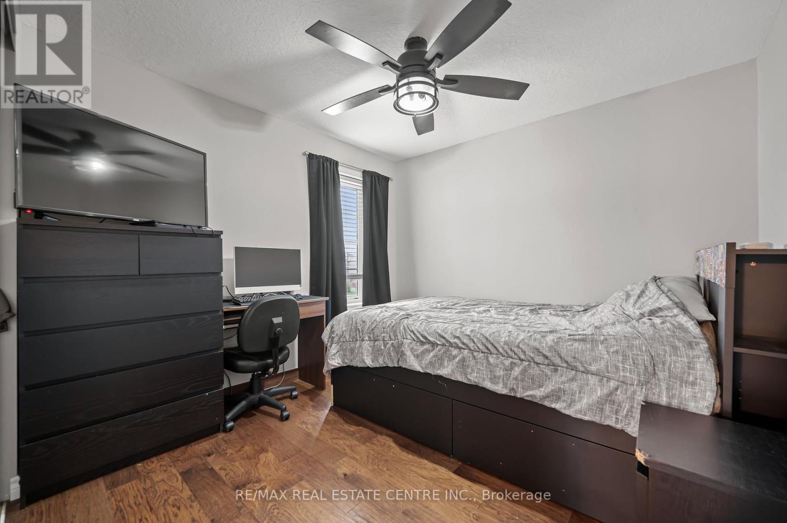 55 Lilywood Drive, Cambridge, Ontario  N1P 1G9 - Photo 27 - X12130986