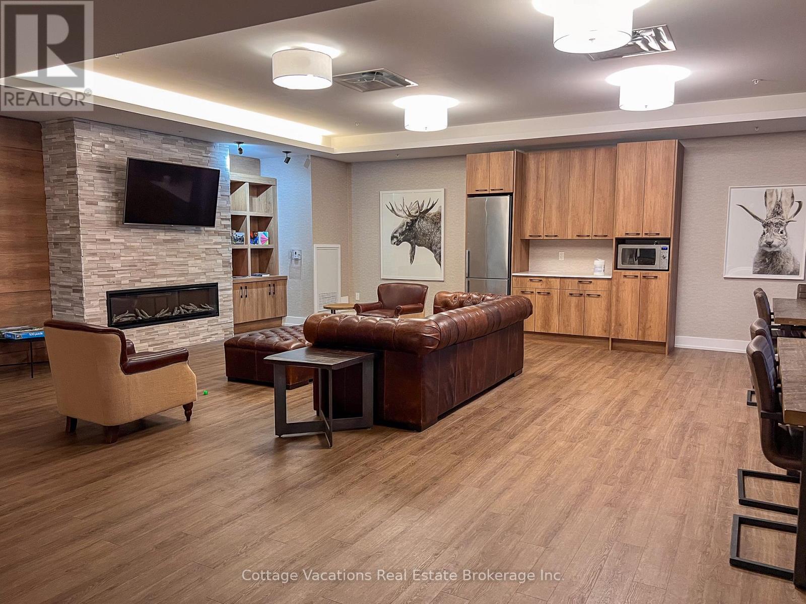314 - 25 Pen Lake Point Road, Huntsville, Ontario  P1H 1A9 - Photo 18 - X12114585
