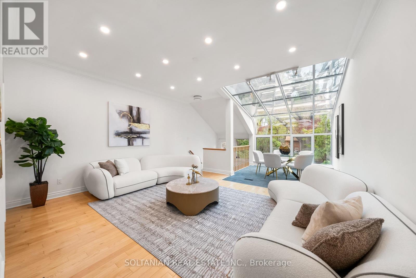 518 Merton Street, Toronto, Ontario  M4S 1B3 - Photo 7 - C12131002