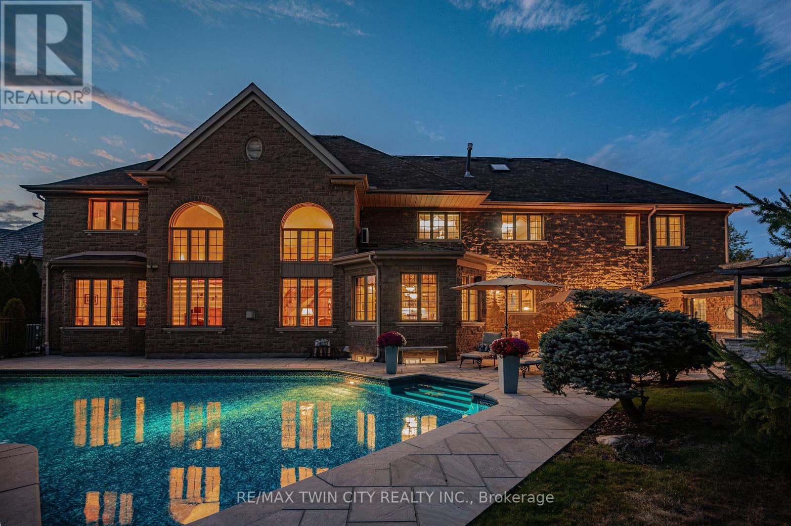 375 River Oak Place, Waterloo, Ontario  N2K 3N8 - Photo 46 - X11991496
