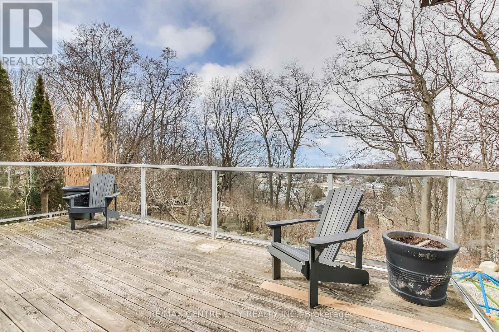 210 Cornell Drive, Central Elgin, Ontario  N5L 1A5 - Photo 31 - X12045388