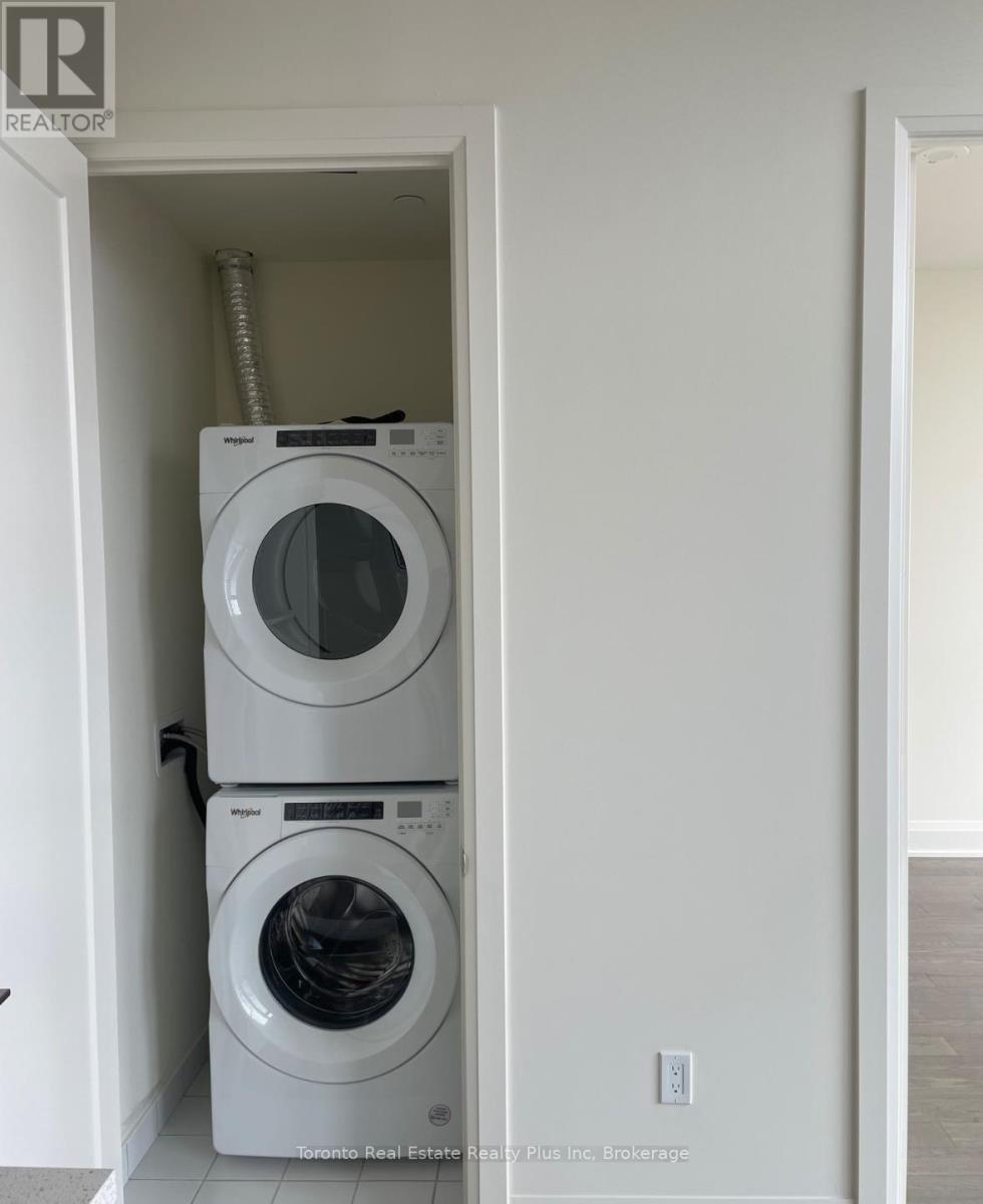 317 - 9000 Jane Street, Vaughan, Ontario  L4K 2M9 - Photo 11 - N12125068